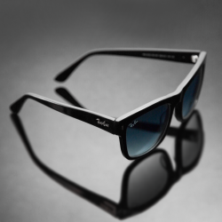 Солнцезащитные очки RAY BAN RB4428 601/87